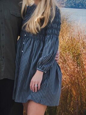 Women’s Blue Gingham Long-Sleeve Smocked Mini Dress XS